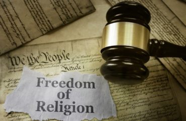  Harvard law students ask for right-of-center legal clinics to balance leftist clinics  Religion-law-court-first.zimmytws.shutterstock-370x242
