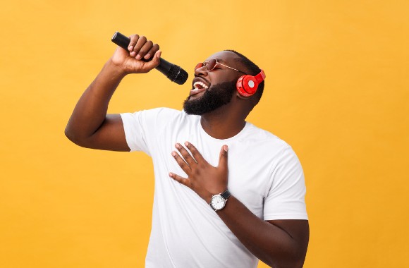 Harvard downplays role in no-whites-allowed music seminar sponsored by Nike | The College Fix