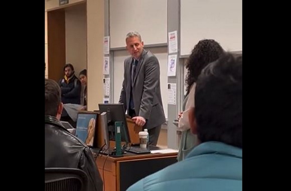 One third of Stanford students OK with violence to shut down speech: report - Vimarsana News