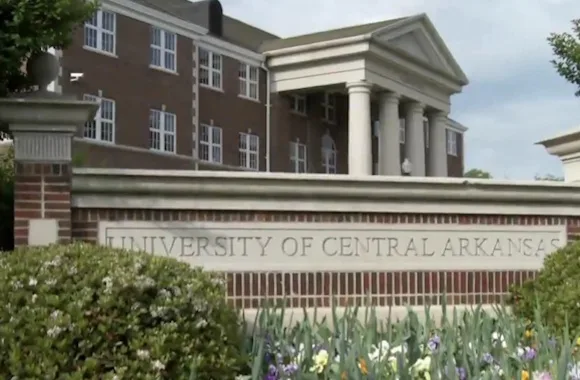 Complaint against U. Central Arkansas alleges some scholarships discriminate against white students
